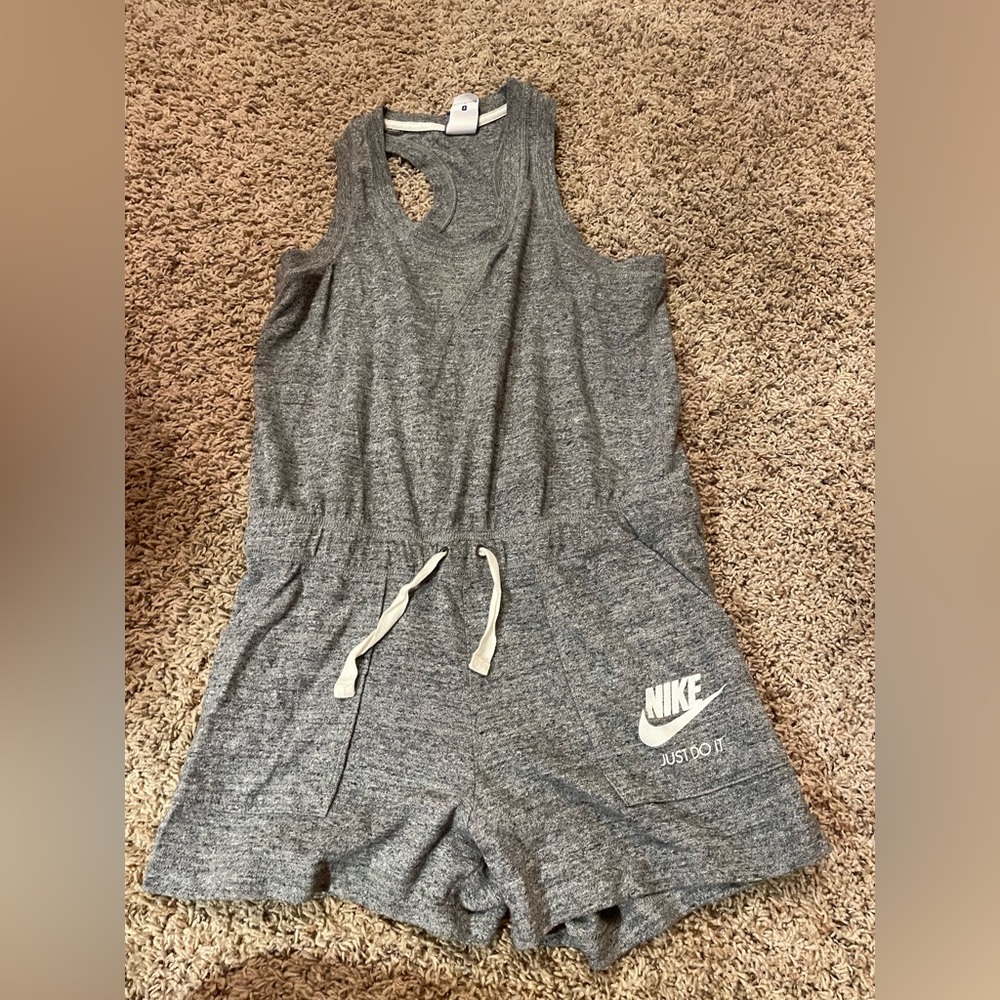 Nike romper